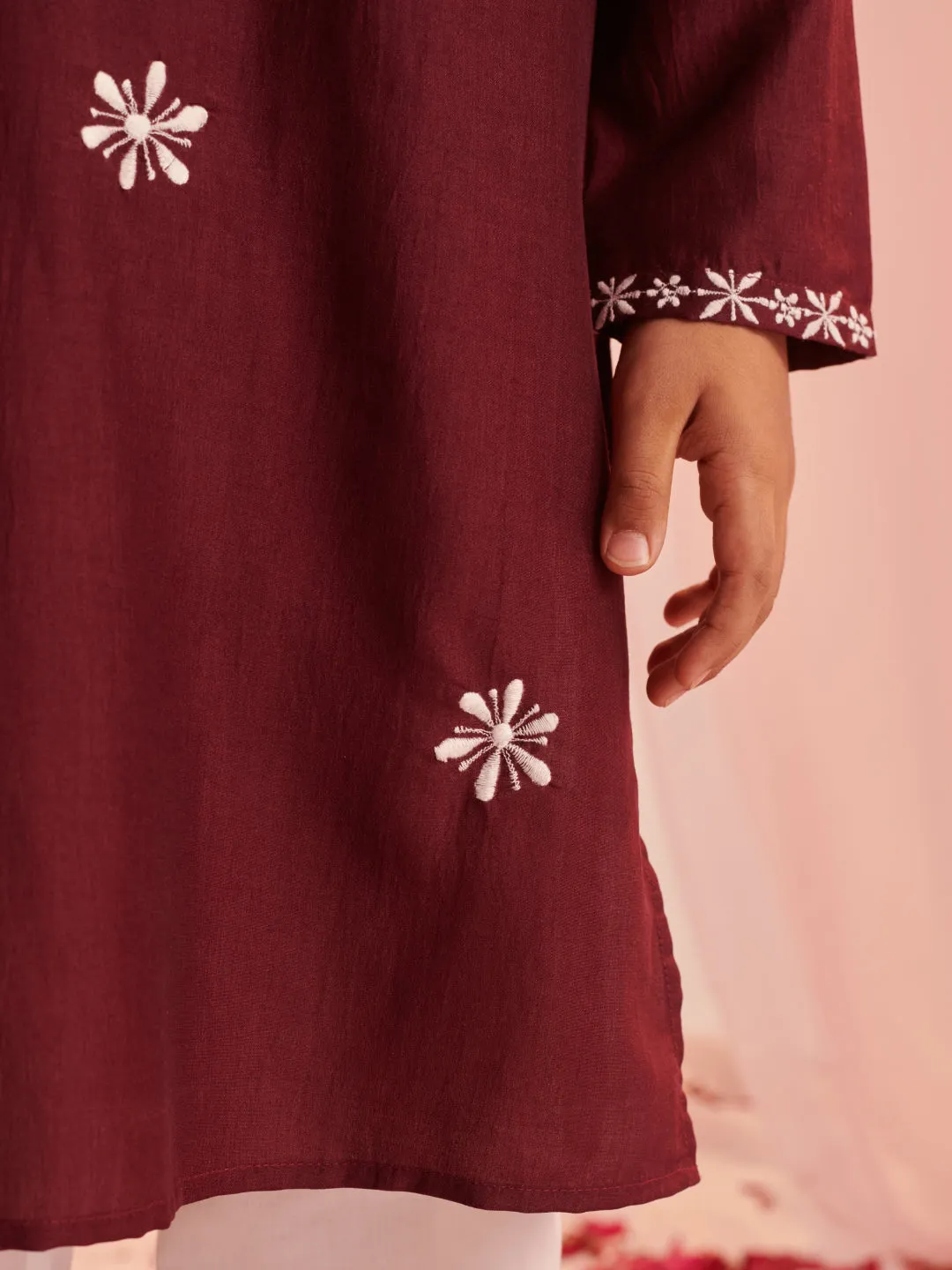 Boys Embroidered Regular Kurta With Pyjamas