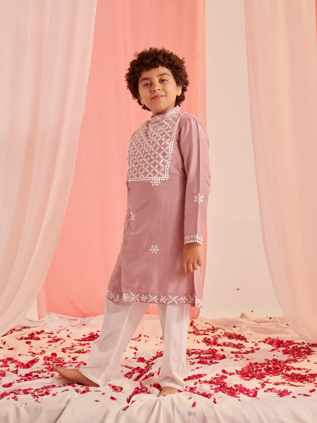 Boys Floral Embroidered Regular Kurta With Pyjamas