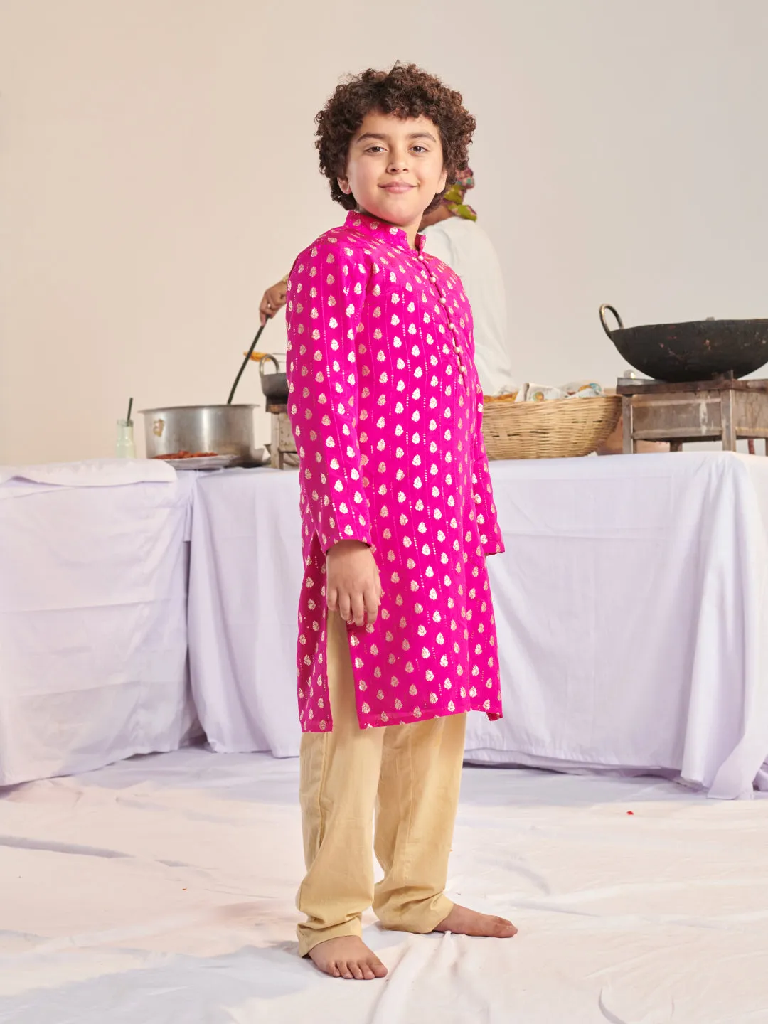 Boys Floral Printed Regular Sequinned Kurta With Pyjamas