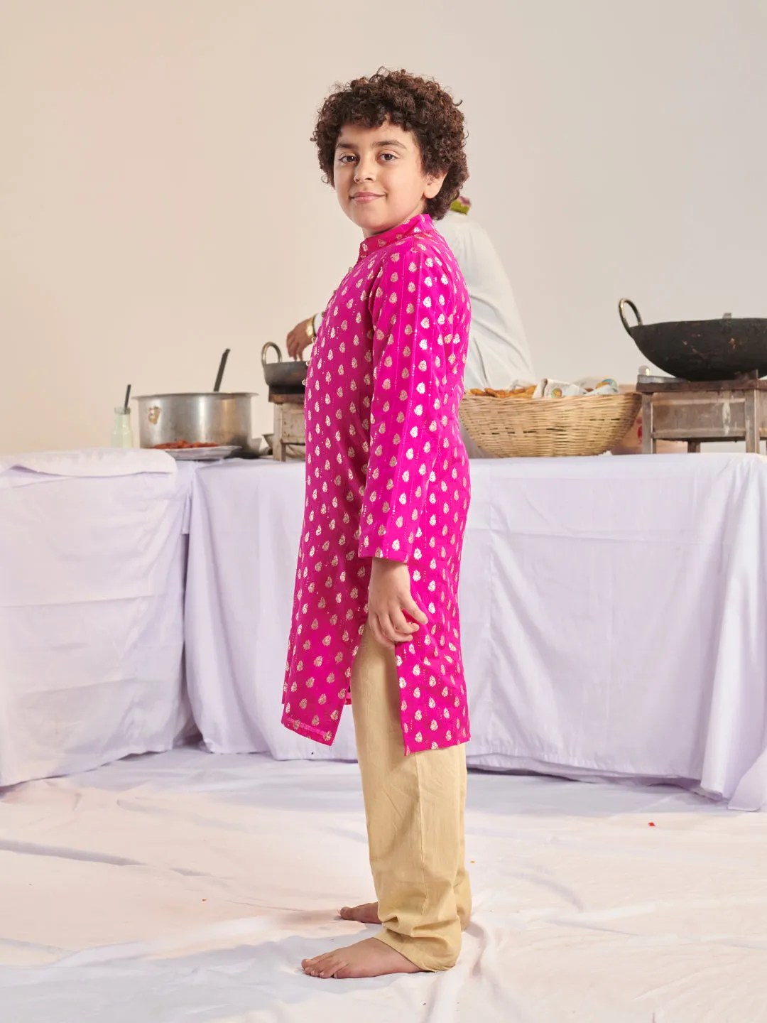 Boys Floral Printed Regular Sequinned Kurta With Pyjamas
