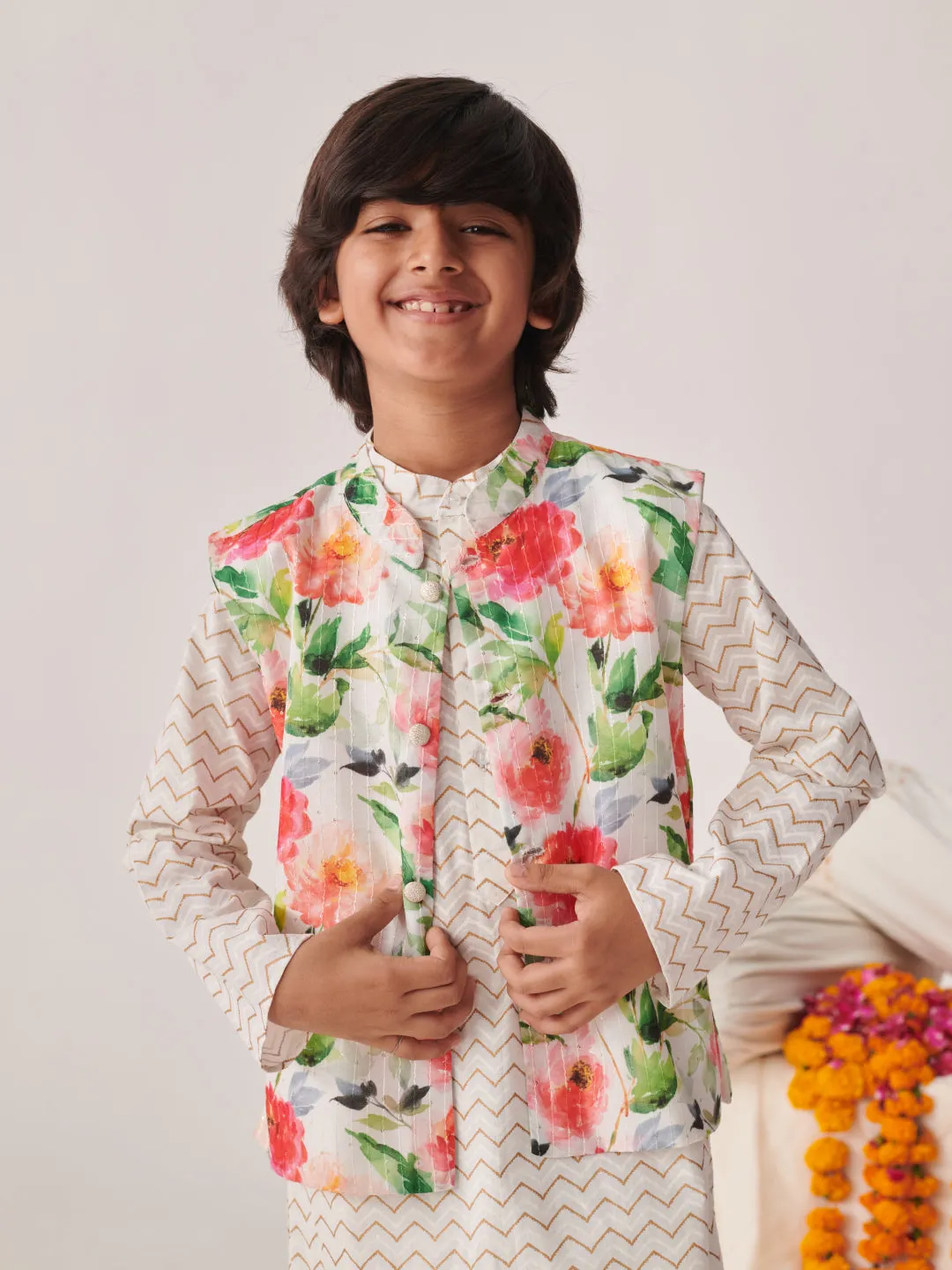 Boys Printed Regular Kurta With Pyjamas