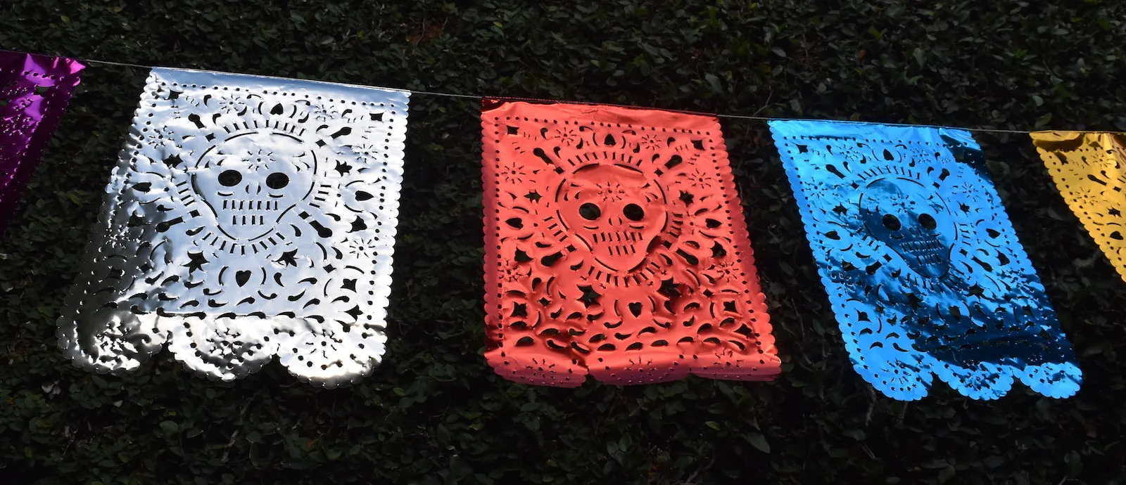 Day Of The Dead Halloween Decorations | 4m/13ft Waterproof Papel Picado Banner with 10 Large Flags