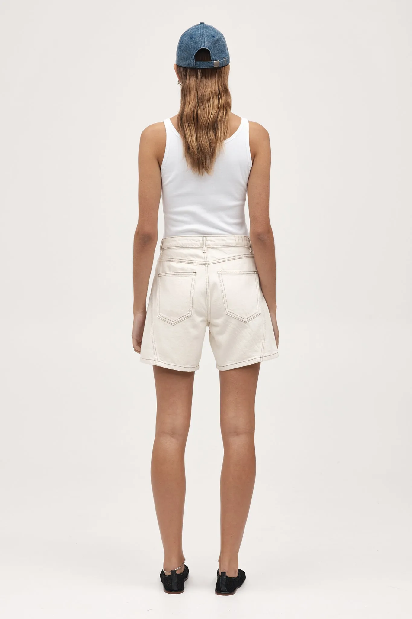 Marle Curve Seam Short - Organic Cotton - Ecru