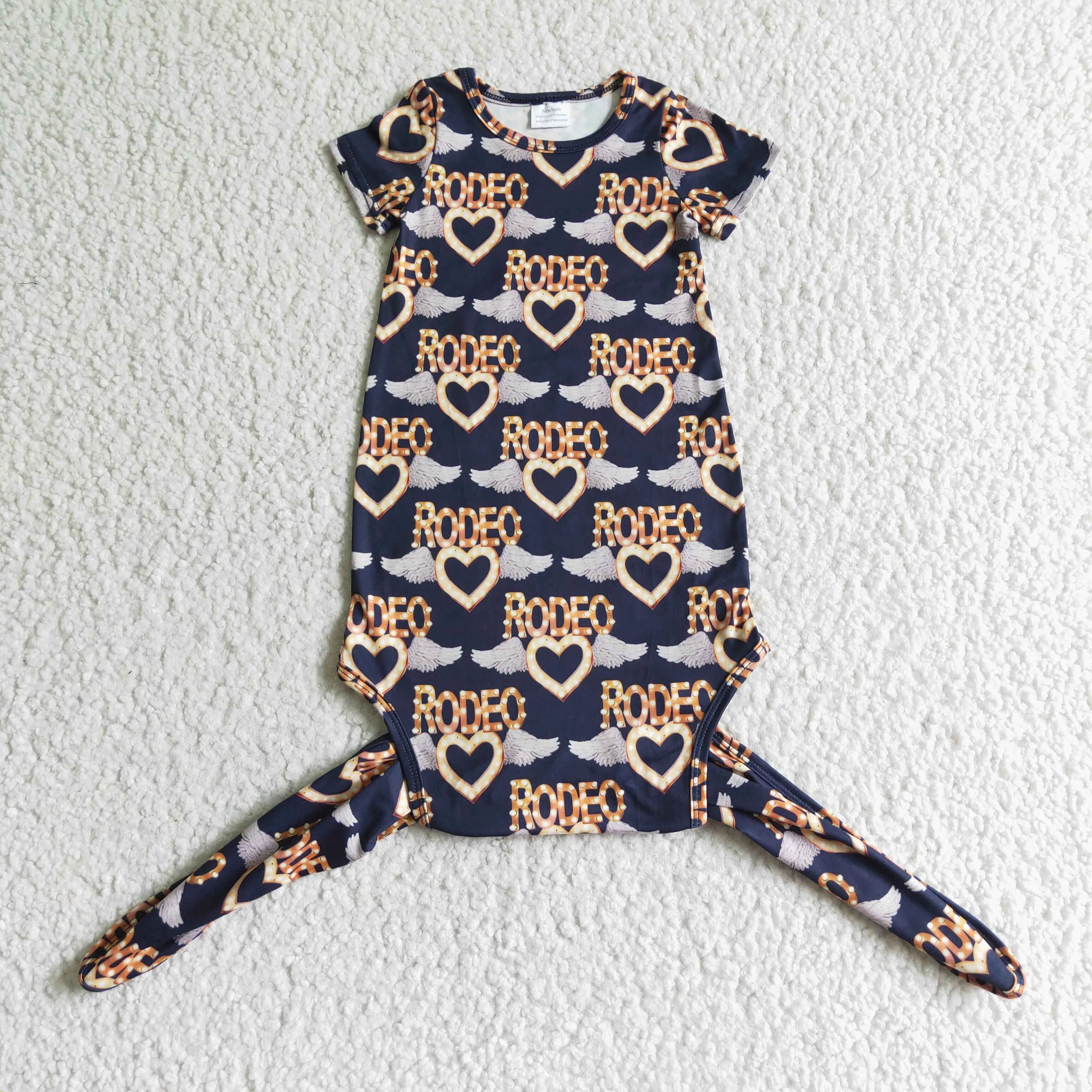 NB0006 Baby girls Rodie  gown for sleepwear