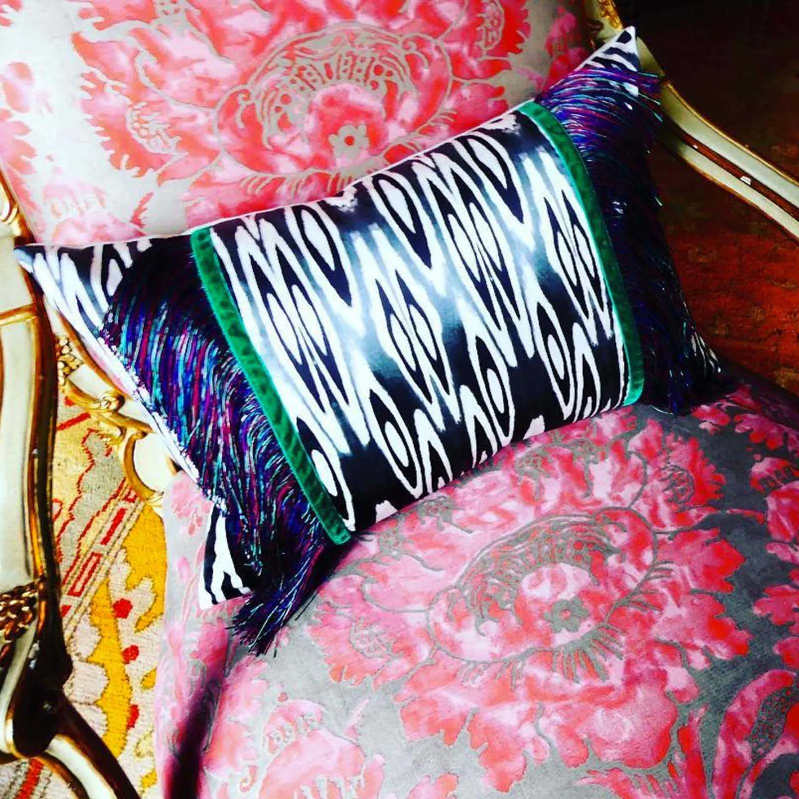 Prêt-à-porter Pillow